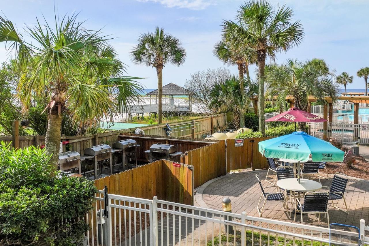 Pelican Beach Resort Condos Destin Esterno foto