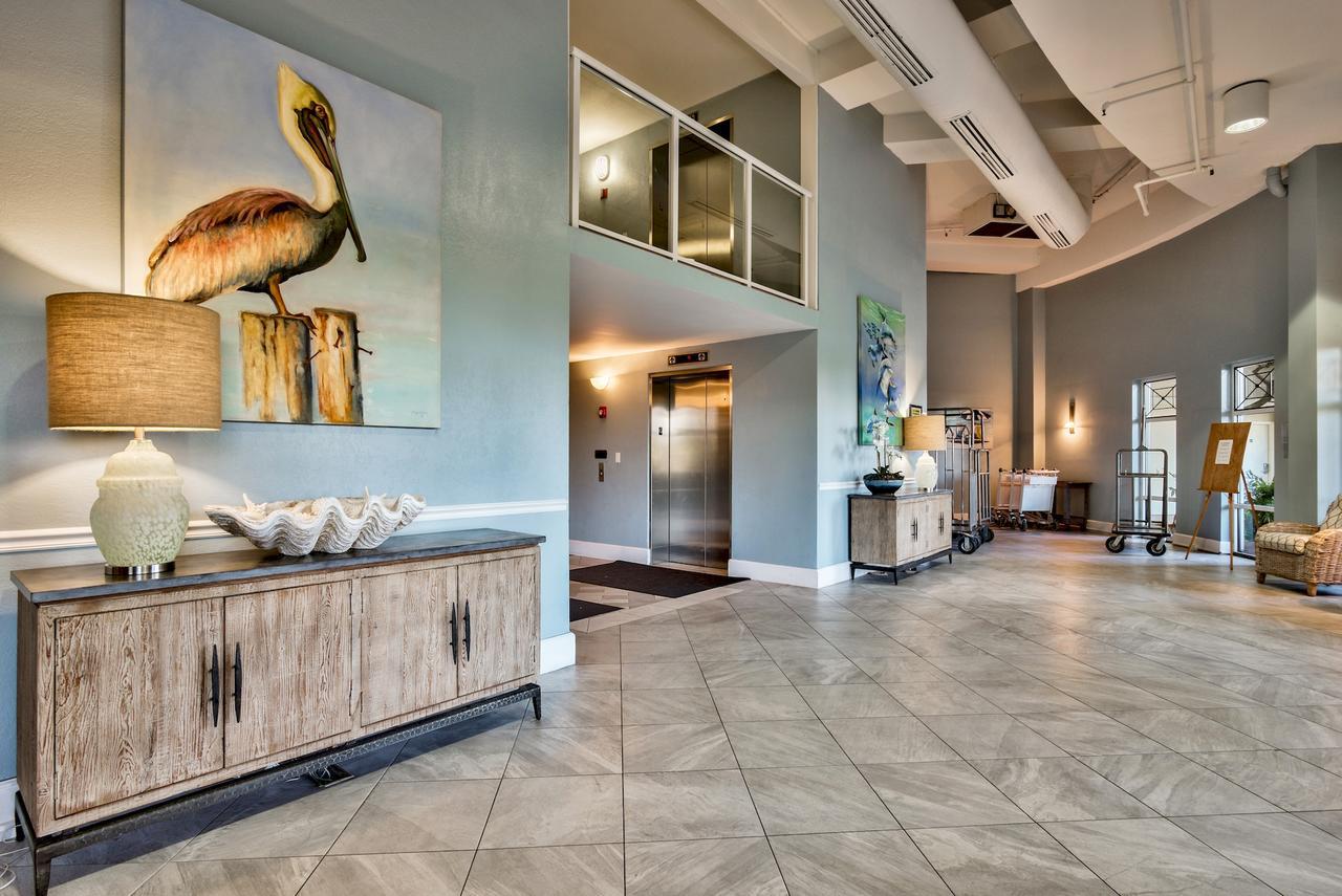 Pelican Beach Resort Condos Destin Esterno foto